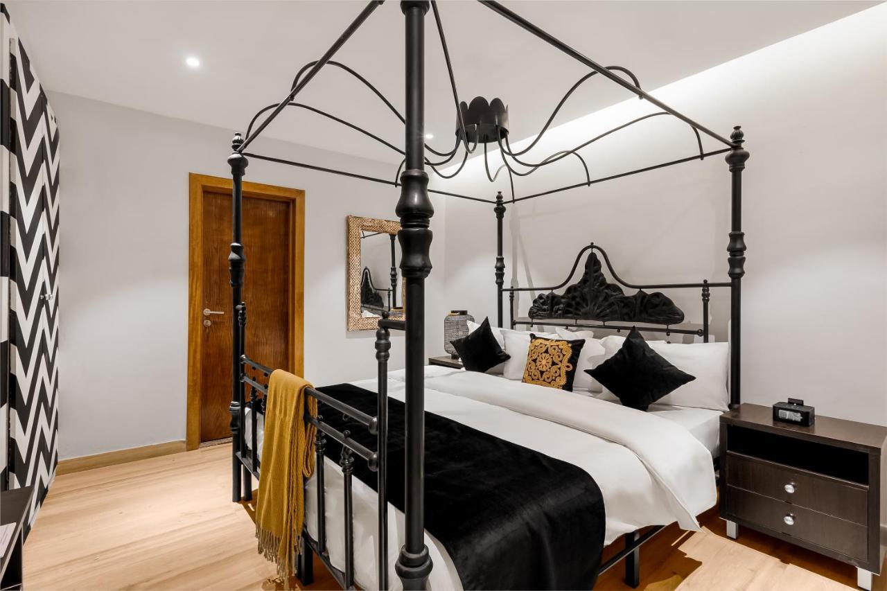 Villa Monument Hotel Aliayabiagba Ngoại thất bức ảnh