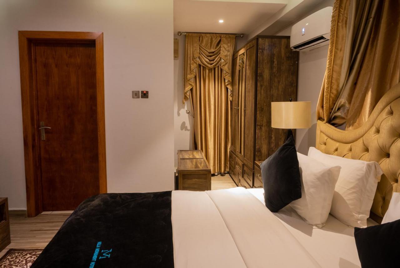 Villa Monument Hotel Aliayabiagba Ngoại thất bức ảnh